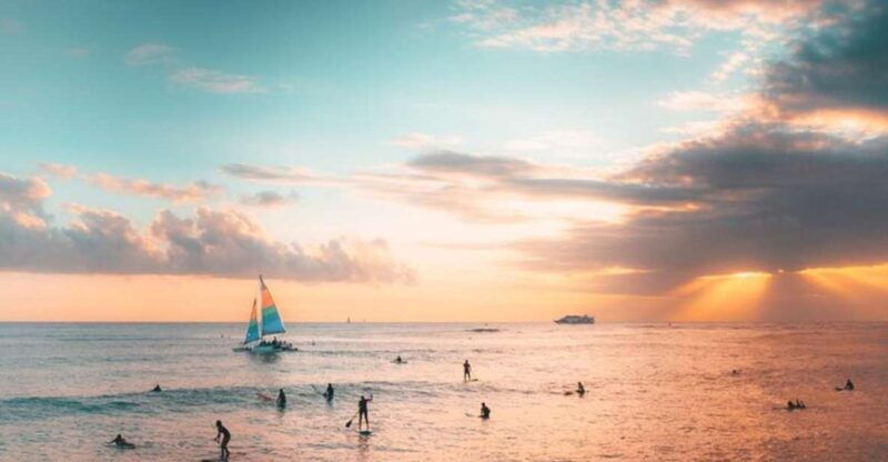 waikiki-beach-scenic-sunset-catamaran-cruise