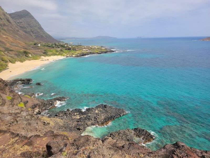 waikiki-guided-byodo-temple-and-waimea-waterfalls-day-trip