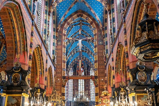 walking-tour-in-iconic-monuments-of-krakow-poland