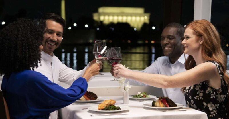 washington-dc-christmas-eve-gourmet-brunch-or-dinner-cruise