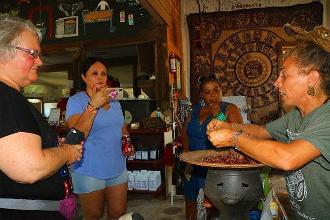 west-bay-aquarium-snorkeling-chocolate-rum-factory-city-tour-plus-transfer