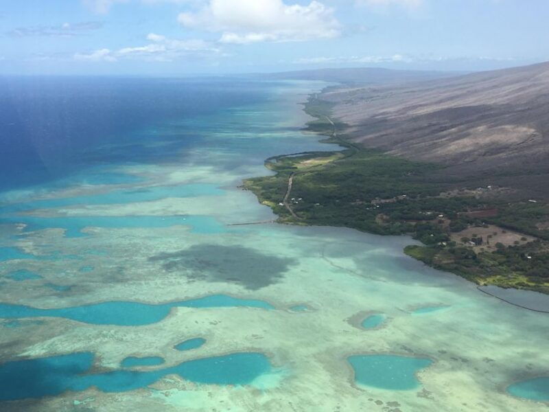 west-maui-and-molokai-special-45-minute-helicopter-tour-2