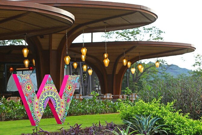 westin-resort-reserva-conchal-shuttle-service-from-liberia-airport