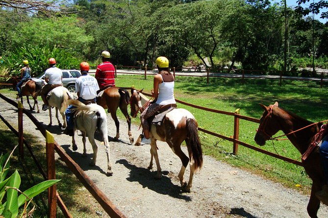 whitewater-rafting-and-horseback-riding-combo-private-tour