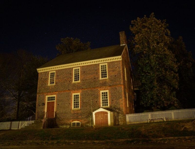 williamsburg-colonial-ghosts-ultimate-dead-of-night-tour