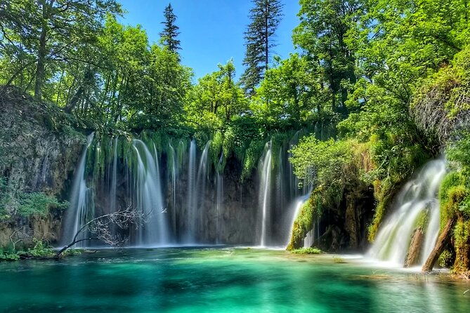zadar-to-zagreb-private-transfer-with-a-visit-to-plitvice-lakes