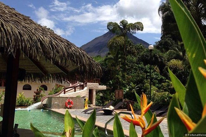 2-days-arenal-volcano-tabacon-hot-springs-from-san-jose