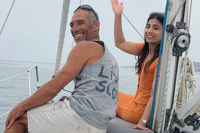 2-hours-romantic-experience-for-two-by-sailboat-in-cascais