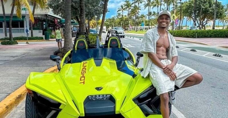 2-hours-slingshot-rental-miami-we-the-best