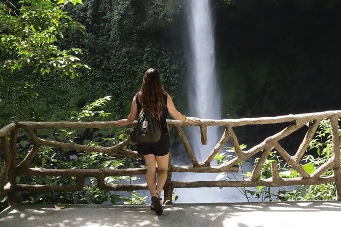 2-in-1-arenal-volcano-hike-la-fortuna-waterfall