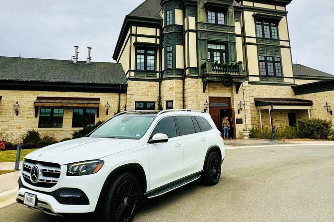 2-to-5-guests-fredericksburg-private-mercedes-suv-wine-tour