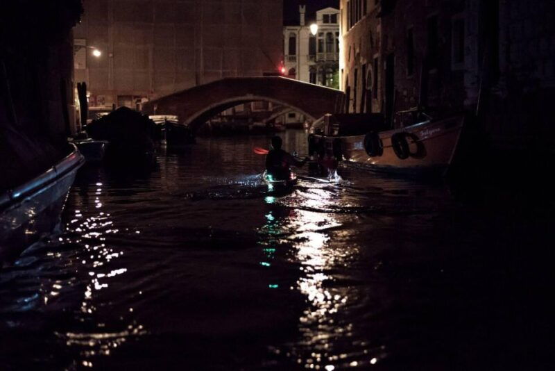 2hr-night-kayak-tour-in-venice-premium-tour-with-sunset