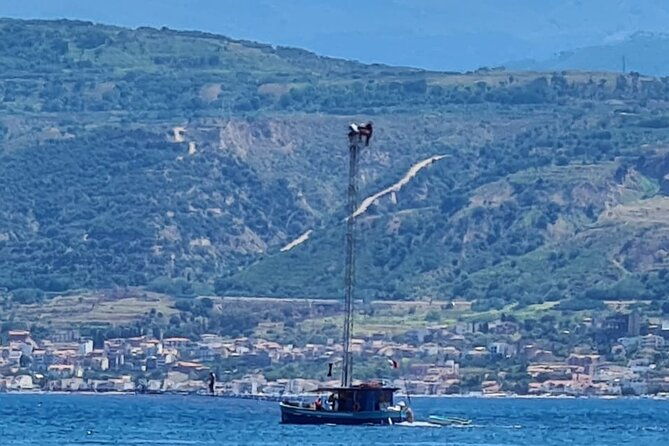 3-hour-boat-tour-in-messina