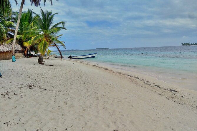 3d-2n-over-the-ocean-cabin-in-san-blas-includes-meals-and-boat-tour
