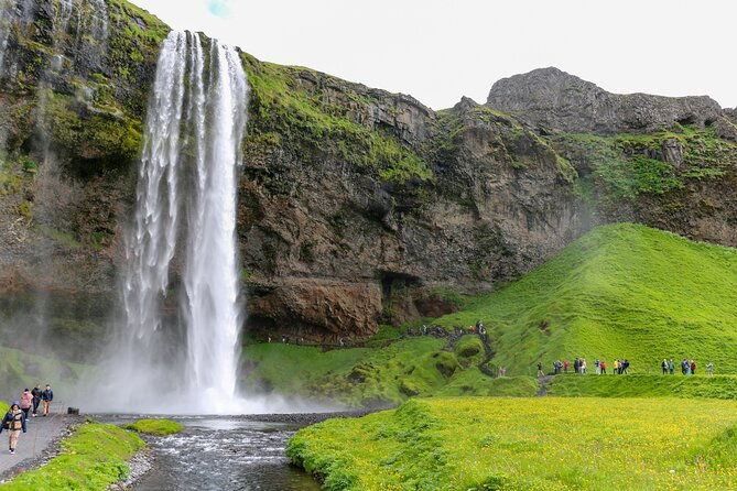 6-day-iceland-ring-road-highlights-tour-with-accommodation