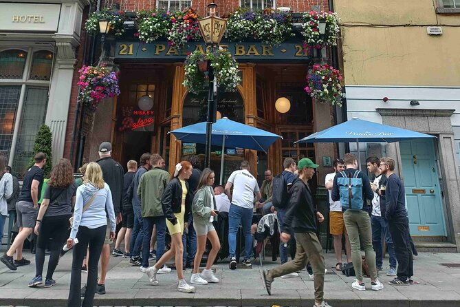 a-self-guided-audio-tour-of-dublins-temple-bar