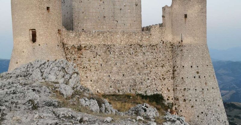 abruzzo-of-ladyhawke-all-year-around
