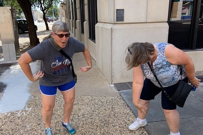 adventurous-scavenger-hunt-in-dayton-by-wacky-walks