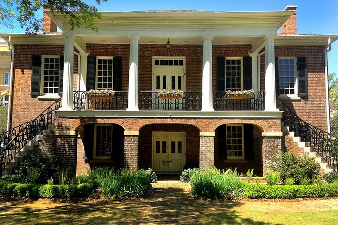 adventurous-walking-tour-of-university-of-alabama