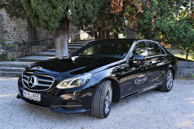 airport-transfer-tivat-porto-montenegro-to-lustica-bay