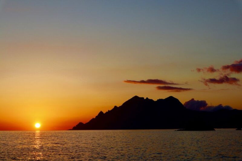 ajaccio-porticcio-sanguinaires-islands-sunset-tour-aperitif