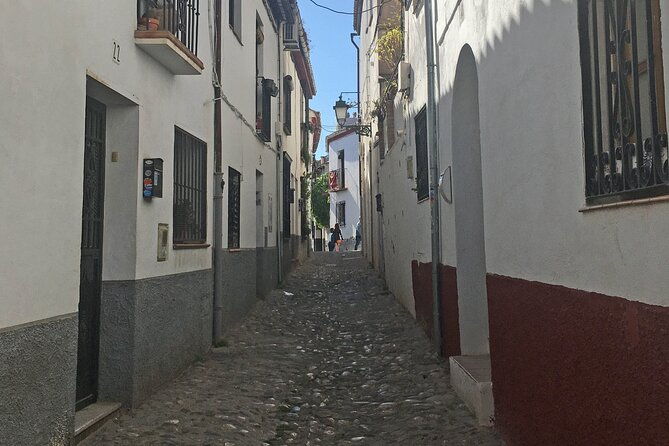 albaicin-and-sacromontes-iconic-sights-a-self-guided-audio-tour
