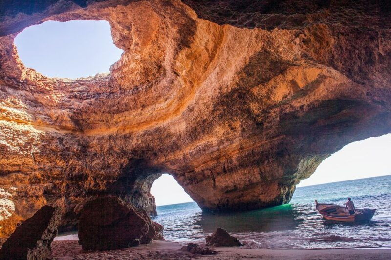 algarve-benagil-cave-boat-tour-and-algarseco-coastal-walk