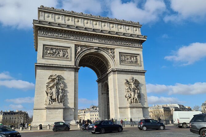 all-in-one-paris-from-le-havre-shared-round-trip-transfer