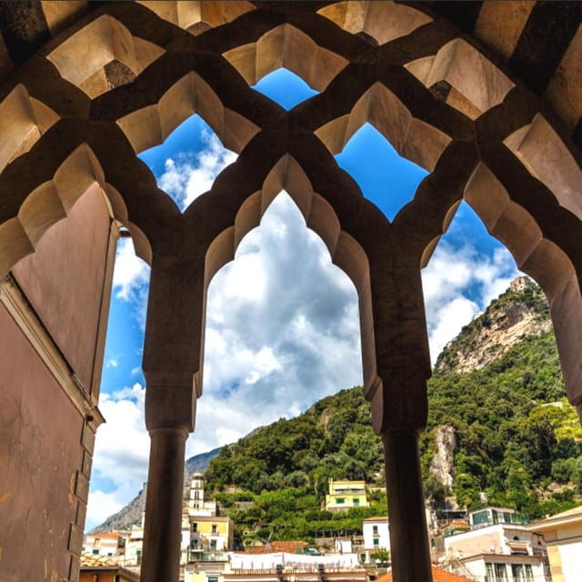 amalfi-coast-by-train-ferry-with-audio-guide