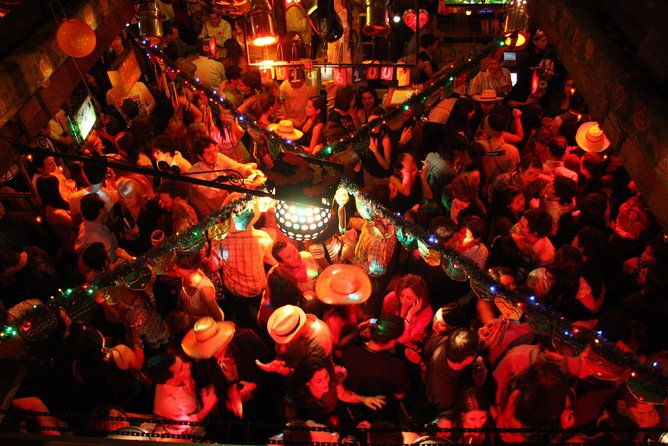 andres-carne-de-res-hotel-pick-up-and-drop-off