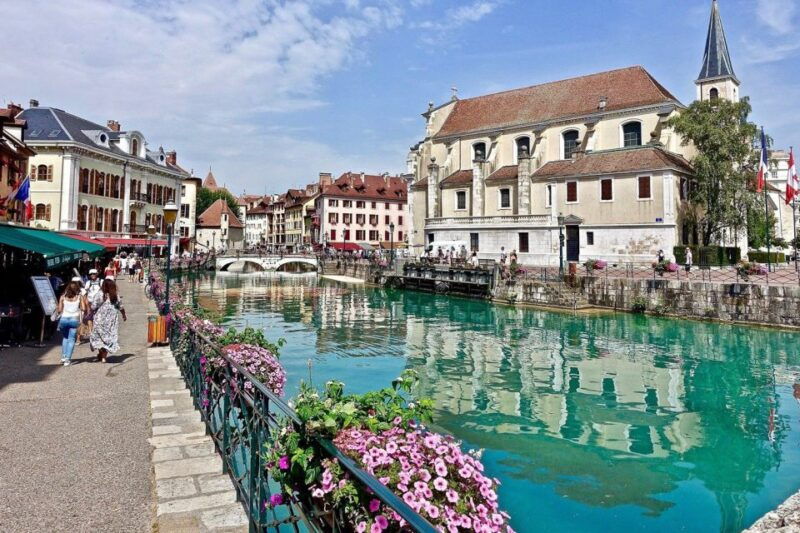 annecy-private-guided-tour-discover-venice-of-the-alps