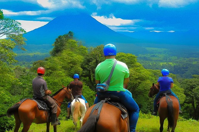 arenal-volcano-horseback-riding-baldi-hot-springs-private-tour
