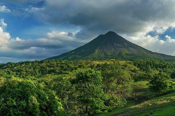 arenal-volcano-rainforest-natural-history-tour