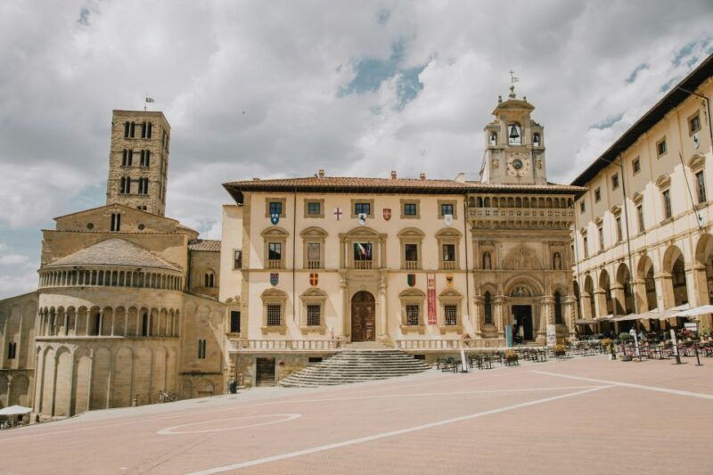 arezzo-guided-walking-tour-with-basilica-of-san-francesco