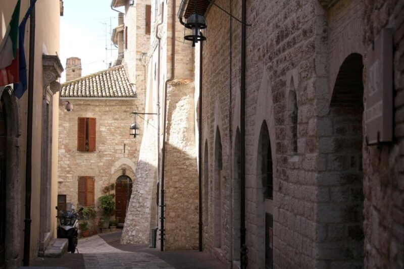 assisi-and-countryside-winery-private-tour-from-rome