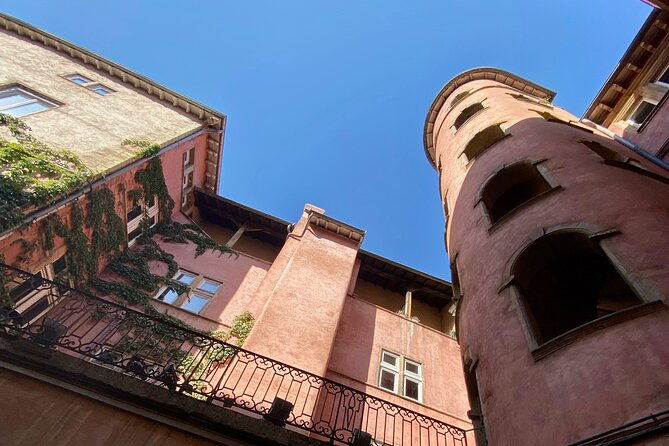 audio-guided-tour-of-old-lyon