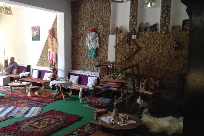 authentic-antique-museum-home