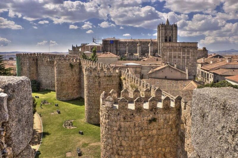 avila-private-walking-tour