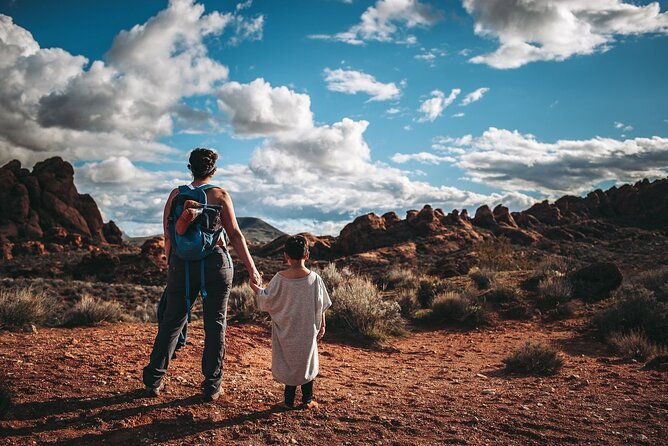 babylon-arch-hike-and-desert-wildlife-adventure