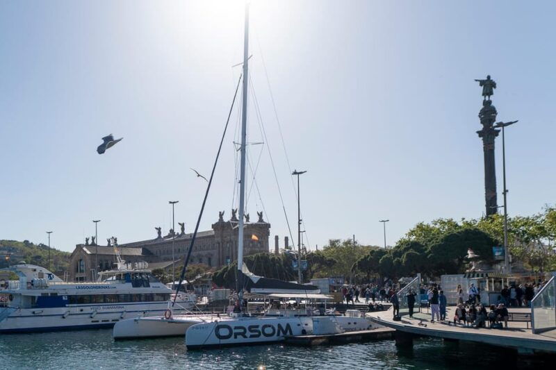 barcelona-boat-trip-and-panoramic-helicopter-flight