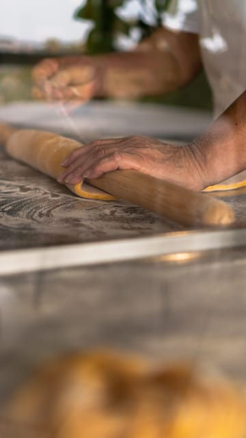 bari-private-or-shared-waking-tour-with-focaccia-tasting