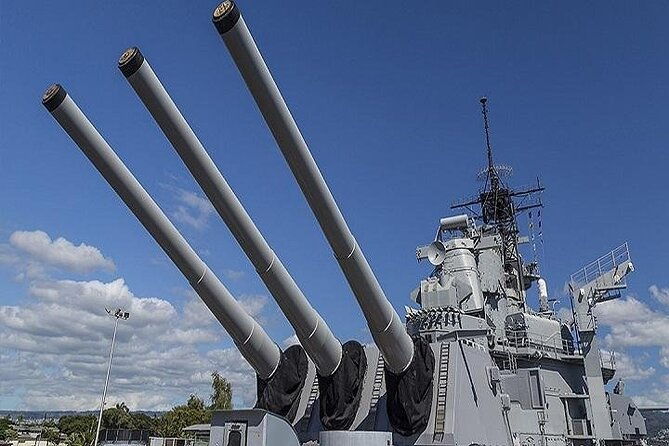 battleships-of-wwii-at-pearl-harbor-from-the-big-island
