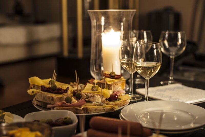 bergamo-italian-aperitivo-at-a-locals-home