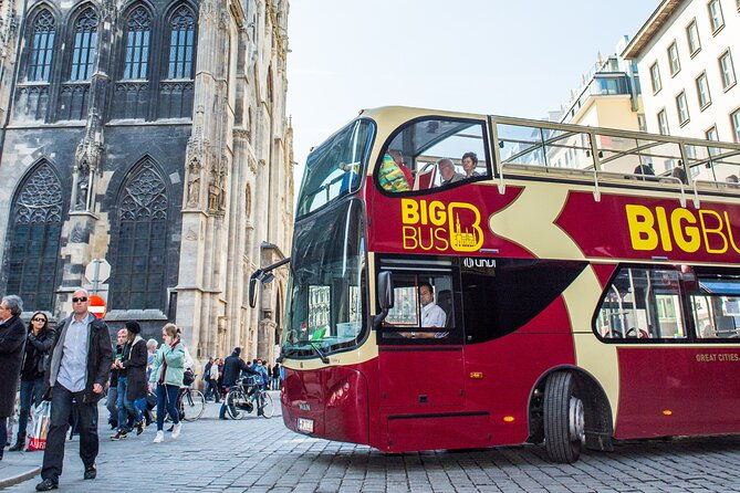 best-of-vienna-pass-schonbrunn-belvedere-big-bus-cruise