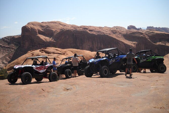 best-poison-spider-u-drive-4x4-tour-in-moab-dinosaur-tracks