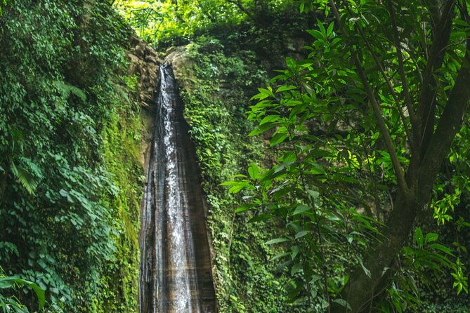 best-rappel-in-guatemala-42-mts-high-waterfall-near-antigua