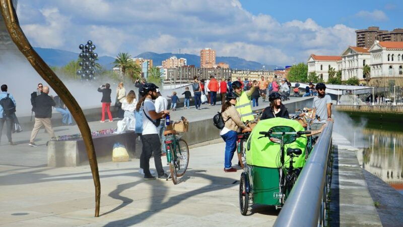 bilbao-city-highlights-guided-bike-tour