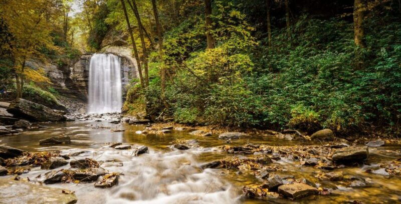 blue-ridge-parkway-waterfalls-hiking-tour-from-asheville-2