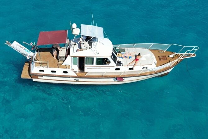boat-excursion-from-palermo-with-aperitif-and-wine