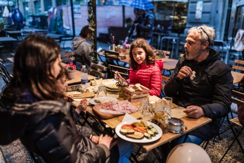 bologna-2-hour-private-locals-christmas